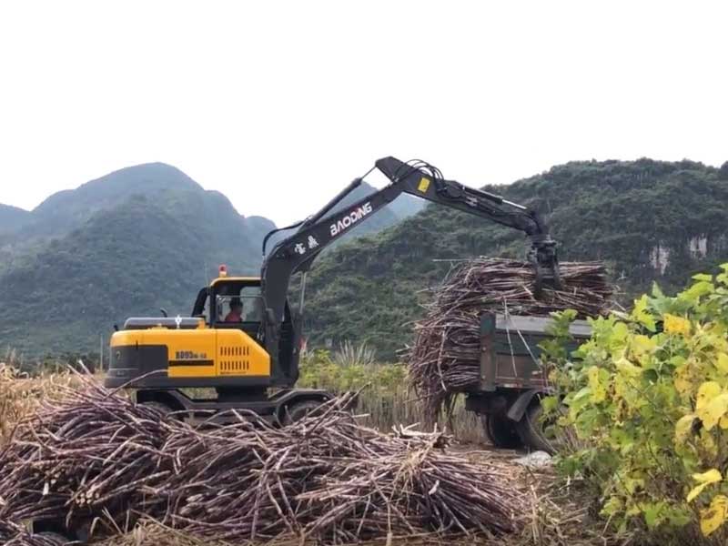 輪式挖掘機(jī)抓木機(jī)，疫情后的轉(zhuǎn)型！